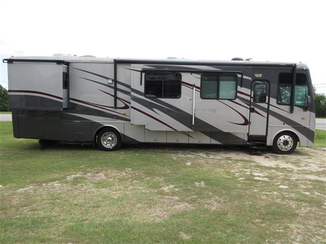 2008 Newmar Grand Star 3752
