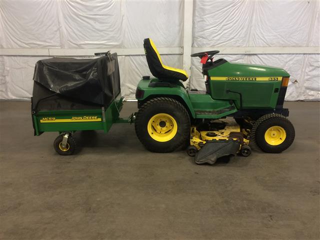 John Deere 445