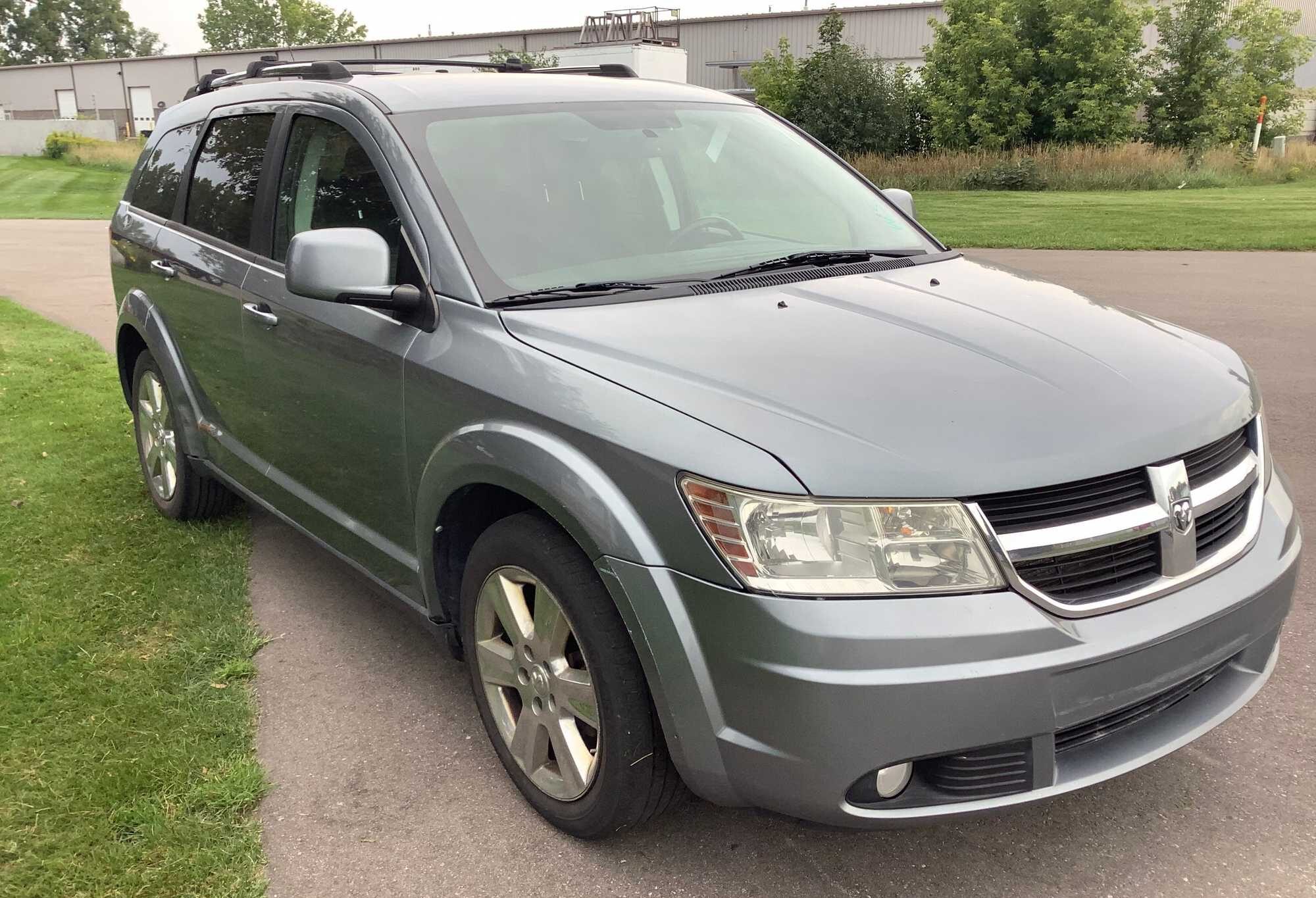 2010 Dodge Journey SXT Repo Finder