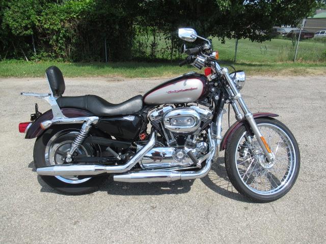 2007 Harley-Davidson Sportster 1200 Custom (XL1200C)