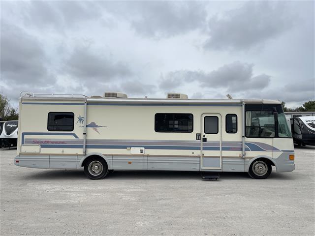 1994 National RV SeaBreeze 133
