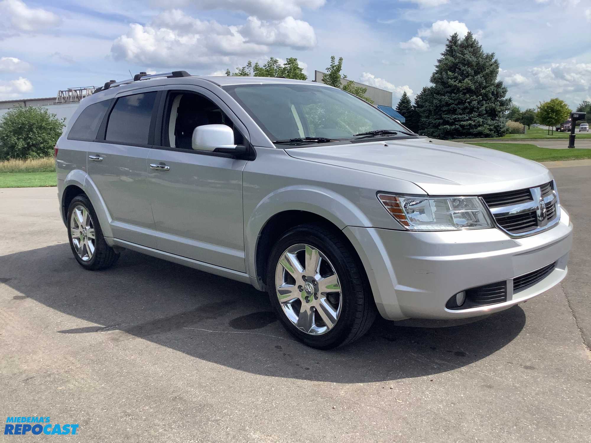 Embrace The Legend Sons Dodge Montgomerys Dodge Journey Awaits - i9v7uam