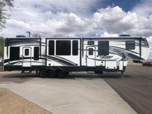 2014 Keystone Fusion Chrome FZ401