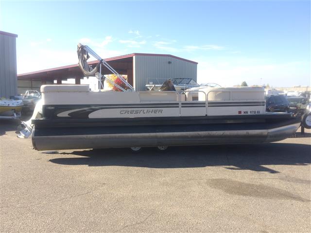2000 Crestliner 2485 LSI