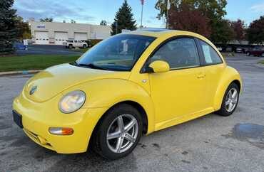 2002 Volkswagen New Beetle Hatchback 2-DR