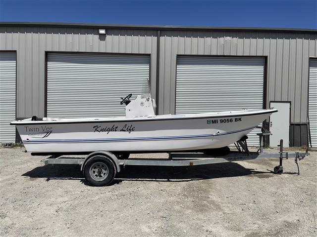 2005 Twin Vee Catamarans