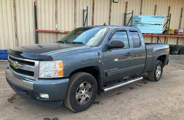 2008 Chevrolet Silverado LT1 Ext. Cab Long Box 4WD