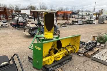 Lot of (1) John Deere 666 Snowblower