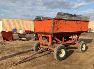 Turnco Model 180-4 Gravity Wagon