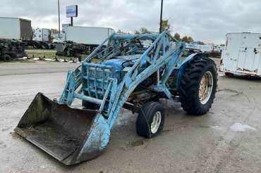 Fordson Power Major Tractor with Loader Attachment