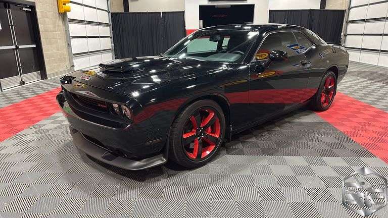 2012 Dodge Challenger SRT8