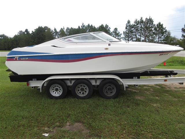 1993 Welcraft Nova Spyder 202