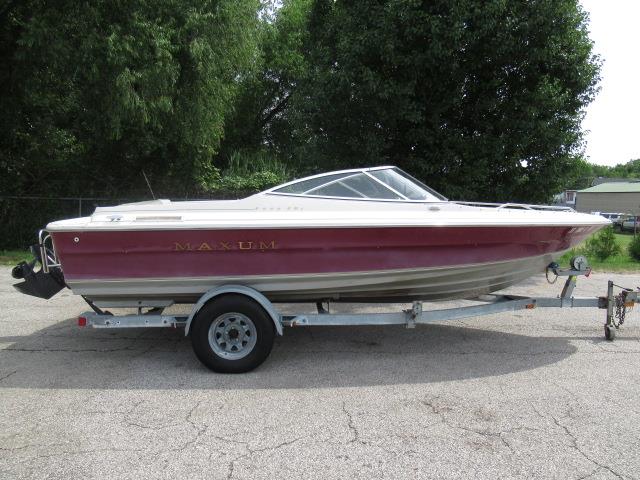 1998 Maxum 2000 SRL