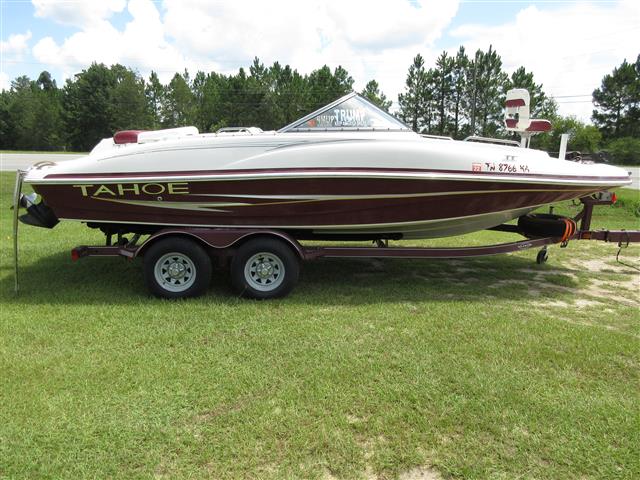 2007 Tracker Tahoe 216