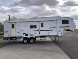 2005 Keystone Hornet Sport 295BH