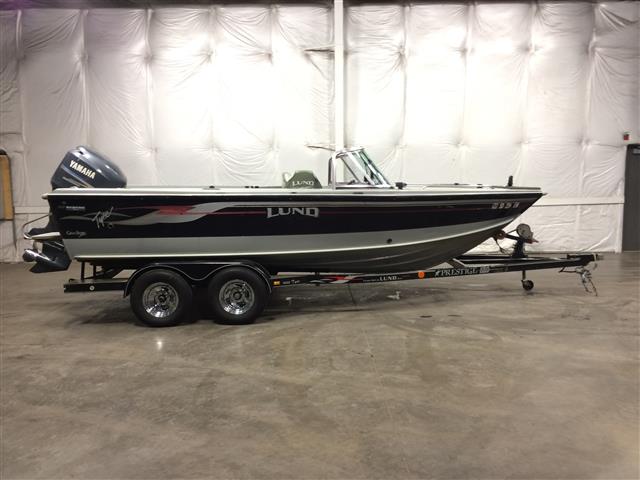 2004 Lund 1950 Tyee Magnum