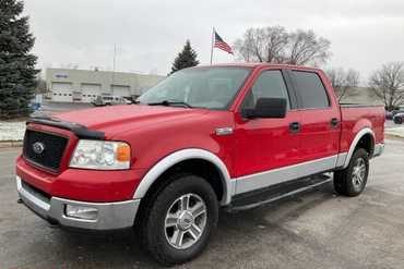 2005 Ford F-150 XLT SuperCrew 4WD Crew Cab Pickup 4-DR
