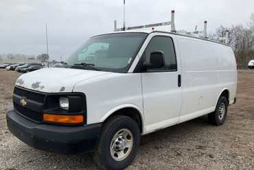 2011 Chevrolet Express 2500 Cargo Van