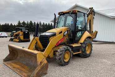 2013 Caterpillar 420F Loader/Backhoe