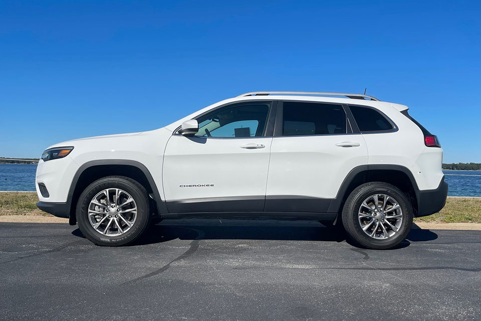 2019 Jeep  Cherokee
