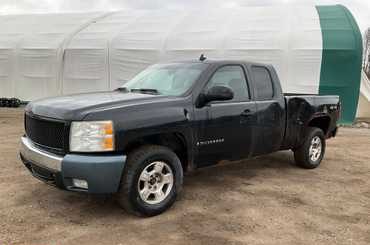 2009 Chevrolet Silverado 1500 Extended Cab 4WD 4-DR