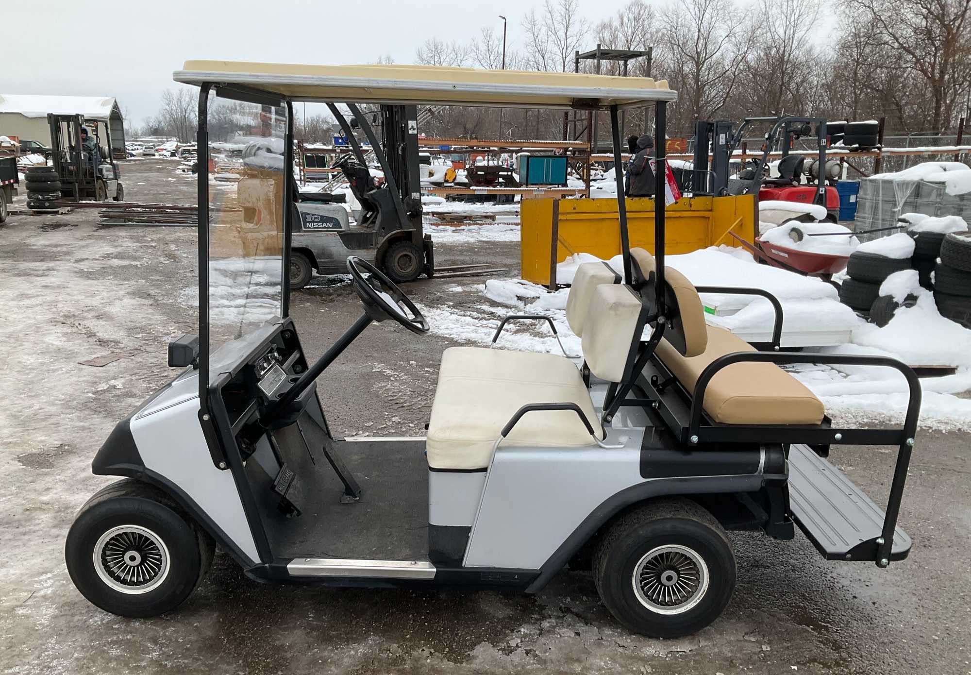 1989 EZ-GO Golf Cart