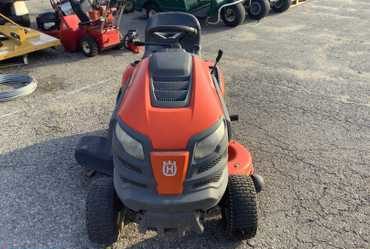 Husqvarna YTH23V42 Riding Lawn Mower