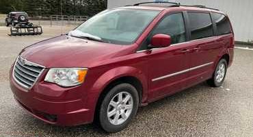 2010 CHRYSLER TOWN & COUNTRY Touring