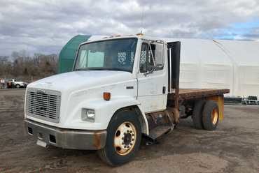 2003 Freightliner Medium Conventional Semi 1FVABPAL53DL76954