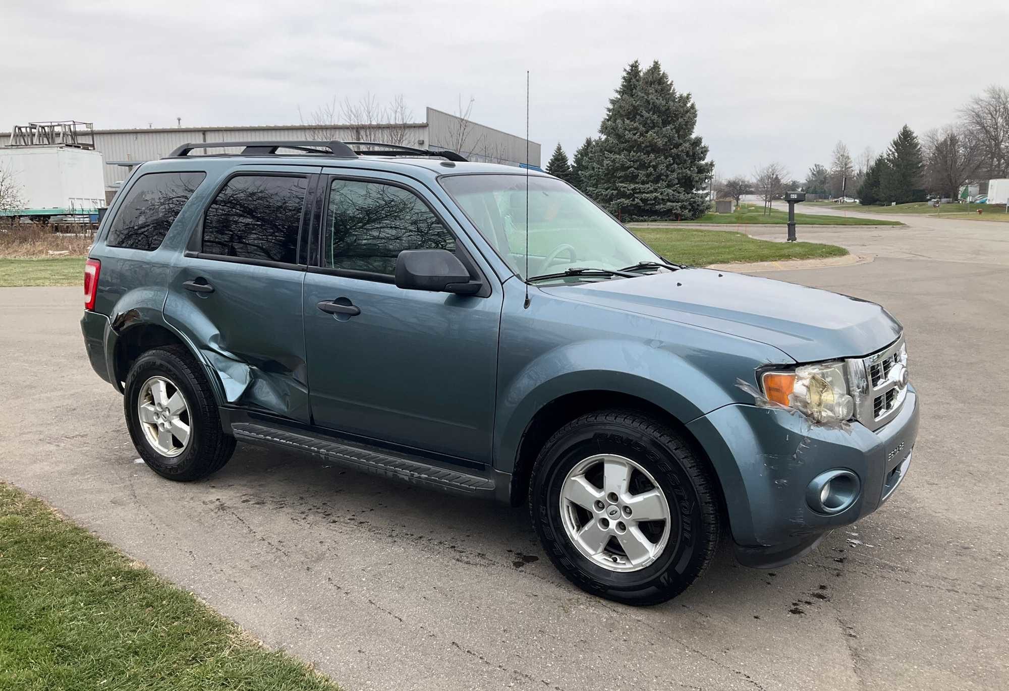2010 Ford Escape XLT 4WD SUV Repo Finder