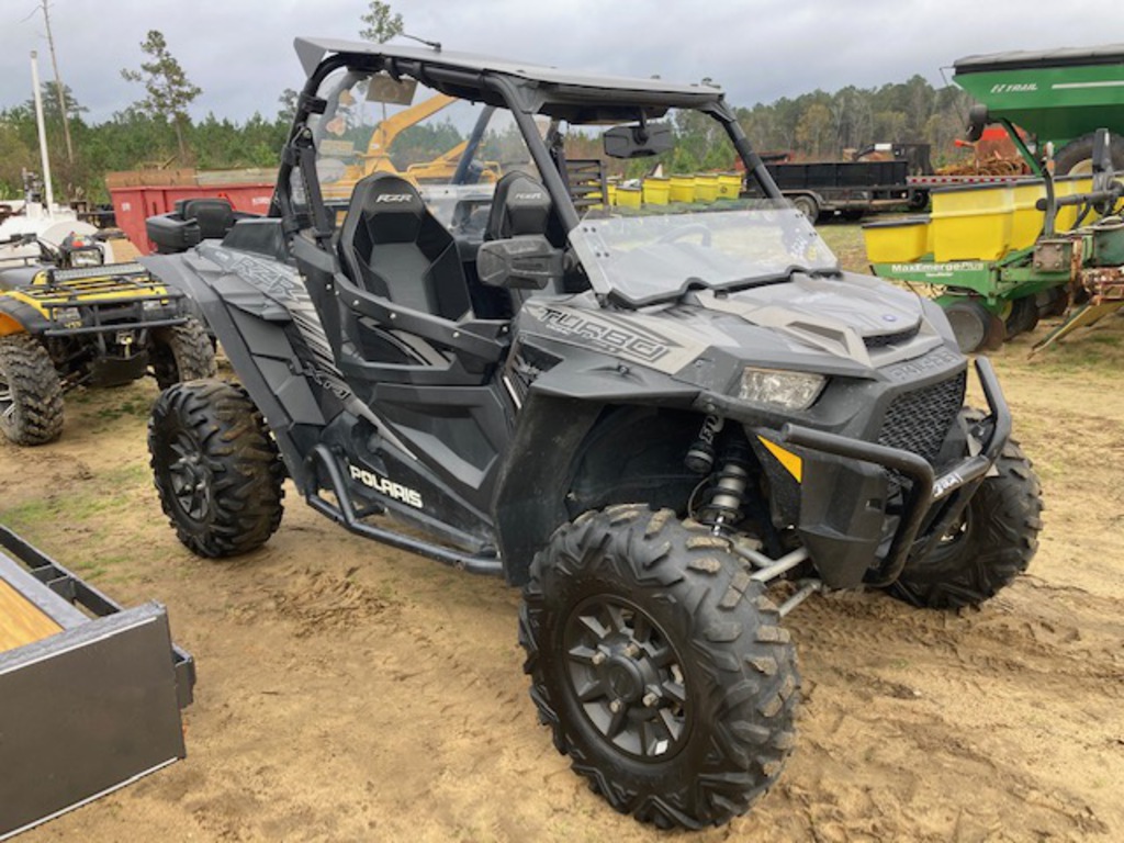 Polaris RZR XP Turbo UTV