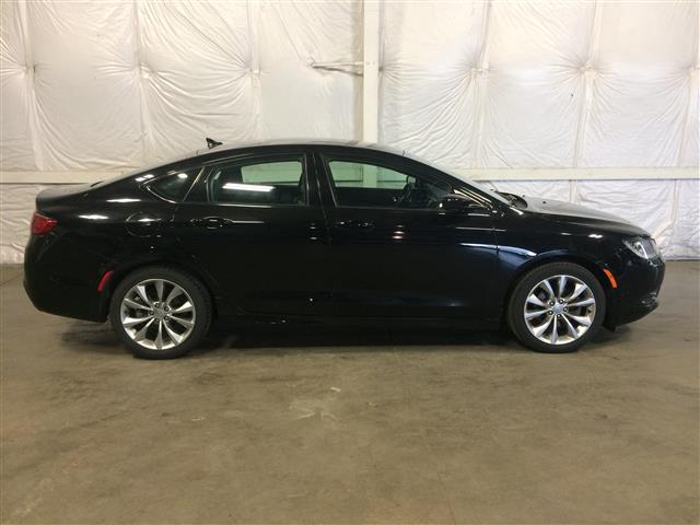 2015 Chrysler 200S