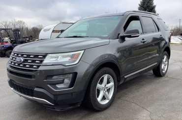 2017 Ford Explorer XLT 4WD Sport Utility 4-DR