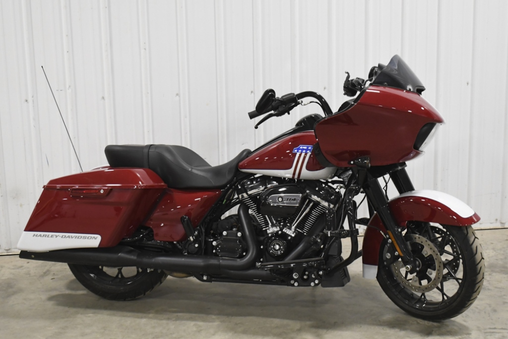 2020 Harley-Davidson Road King Classic Motorcycle