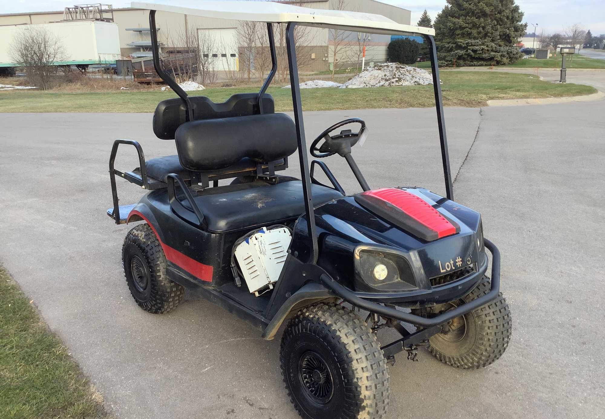 Textron EZ-GO Golf Cart Golf Cart