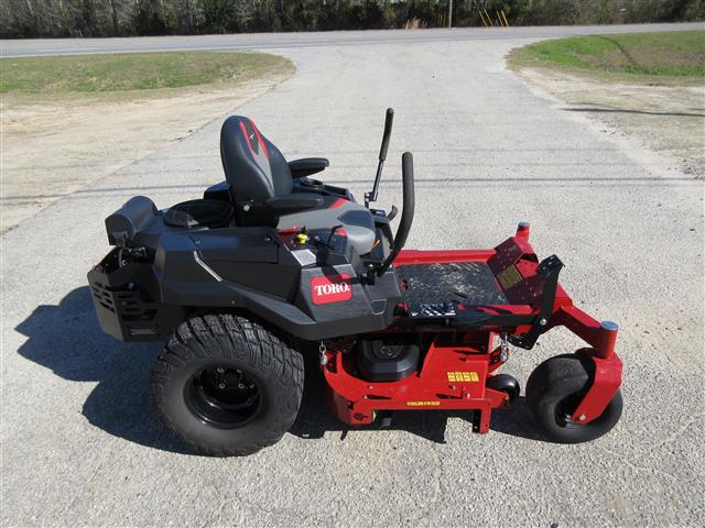 Toro Titan