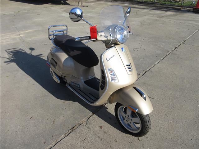 2018 Vespa GTS 300