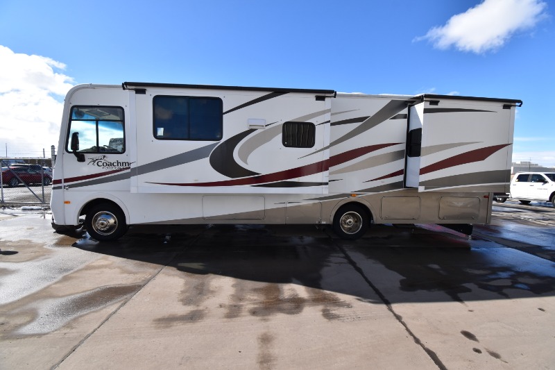 2013 COACHMAN MIRADA M-29 DS