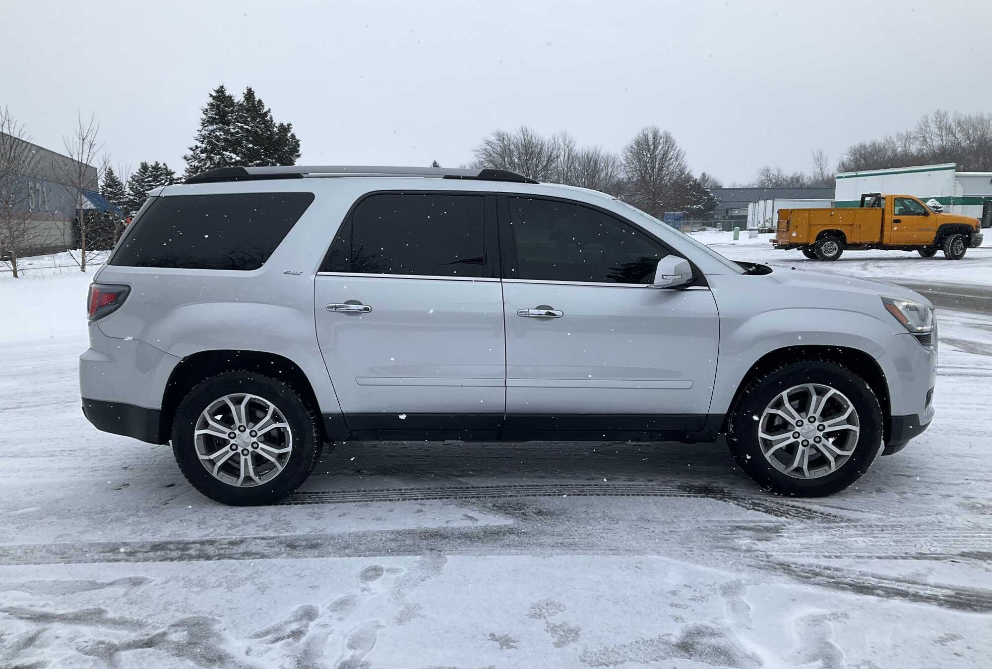 2015 GMC Acadia SLT 2 AWD 4 Door SUV