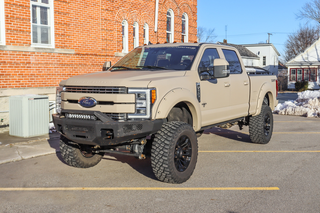 2019 Ford Diesel F-250SD Lariat Black Widow Edition