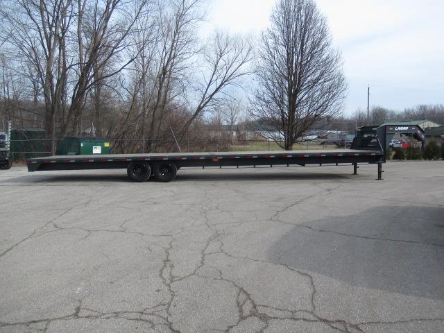 2022 Lamar FS024028
