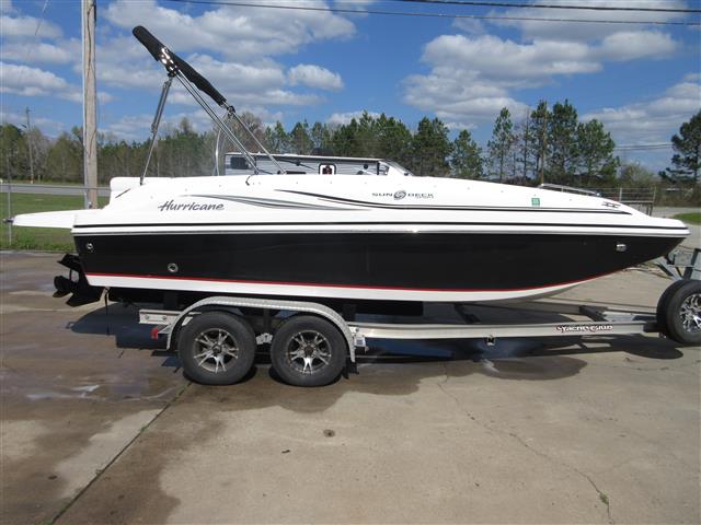 2014 Hurricane Sun Deck 188 Sport