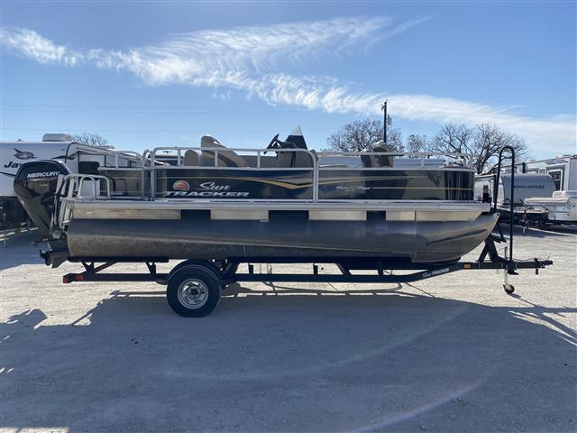 2020 Sun Tracker Bass Buggy 18 DLX