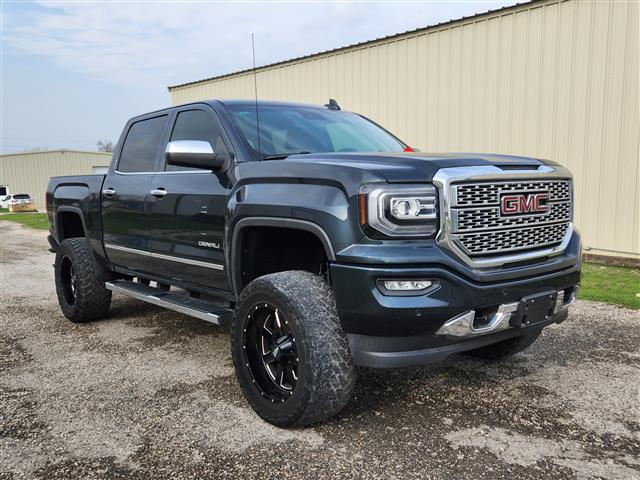 2017 GMC Sierra Denali 4WD