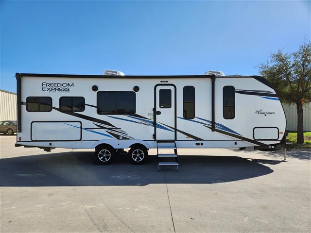 2022 Forest River/Coachmen Freedom Express Ultra-Lite Edition 274RKS