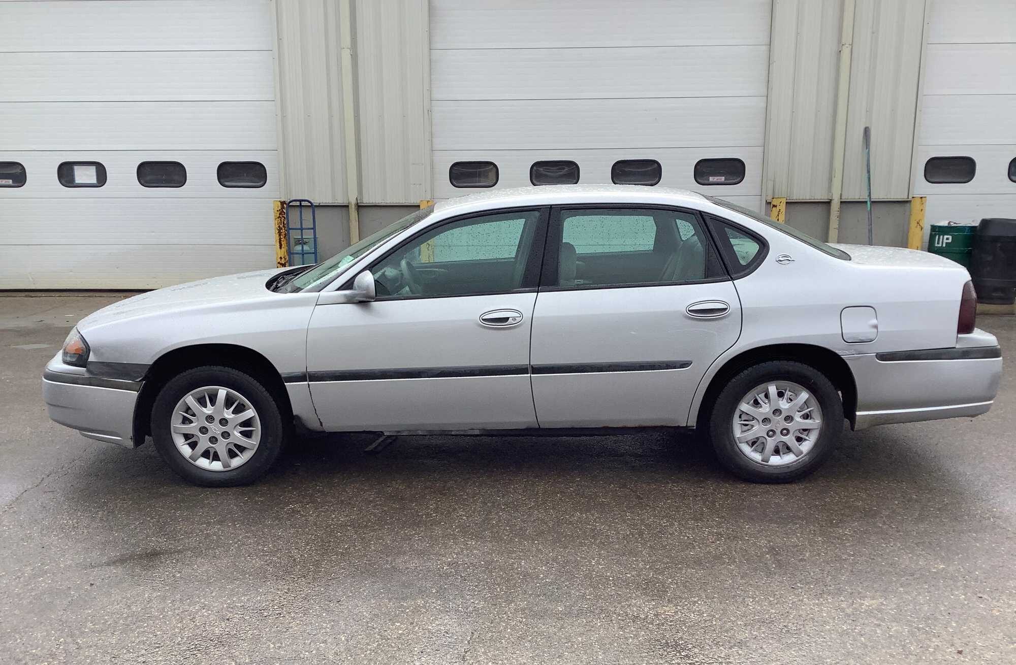 2004 Chevrolet Impala FWD Sedan