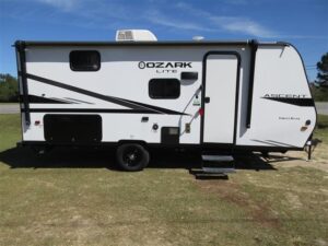 2021 Ozark 1680BSKX