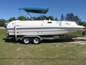 1995 Chaparral Sunesta 250