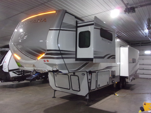 2022 Keystone Montana 3231CK 5th Wheel