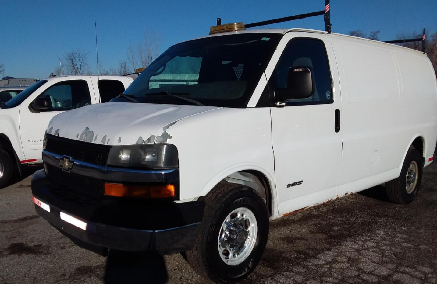 2005 CHEVROLET EXPRESS LS